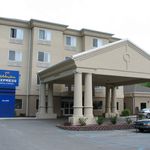 HOLIDAY INN EXPRESS & SUITES PIKEVILLE 2 Stars