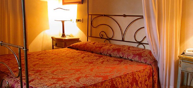 Hotel Calamidoro:  PISA