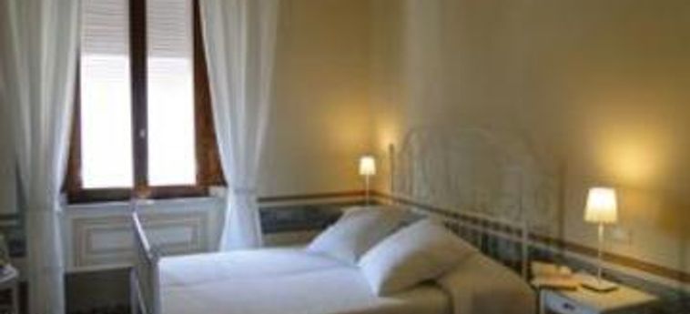 Hotel Affittacamere Villino Ermione:  PISE