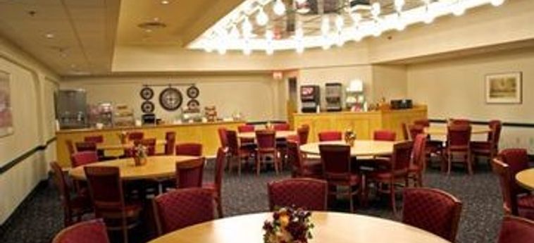 Hotel Holiday Inn Express & Suites Pittsburgh West – Greentree:  PITTSBURGH (PA)