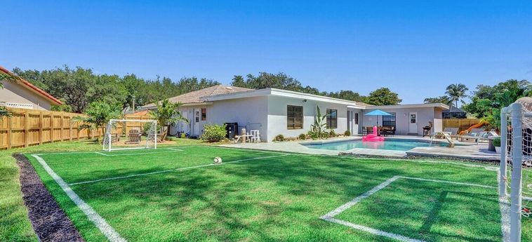 7 BR HOME WITH POOL GAMEROOM & SOCCER 2 Stelle