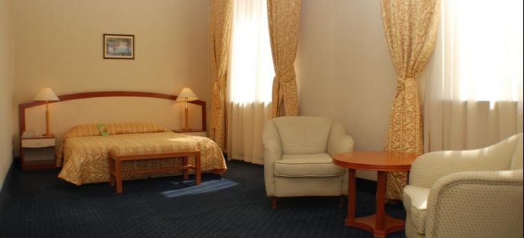 Hotel Ramada By Wyndham Plovdiv Trimontium:  PLOVDIV