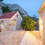 VILLA WITH 3 BEDROOMS IN PODGORA, WITH WONDERFUL SEA VIEW, PRIVATE POO 4 Stars