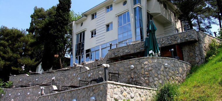 Ambasador Hotel Podgorica:  PODGORICA