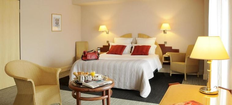 Best Western Poitiers Centre Le Grand Hotel:  POITIERS
