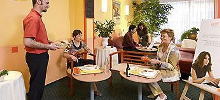 Hotel Ibis Poitiers Centre Poitiers: Foto 