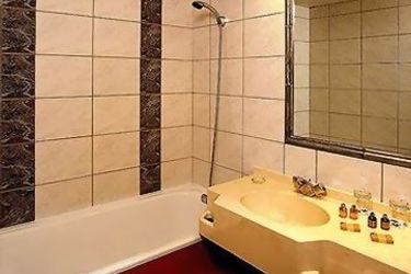 Quality Hotel Alisee Poitiers Nord:  POITIERS