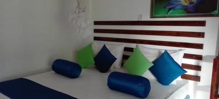 THISARA GUEST HOUSE 3 Stelle