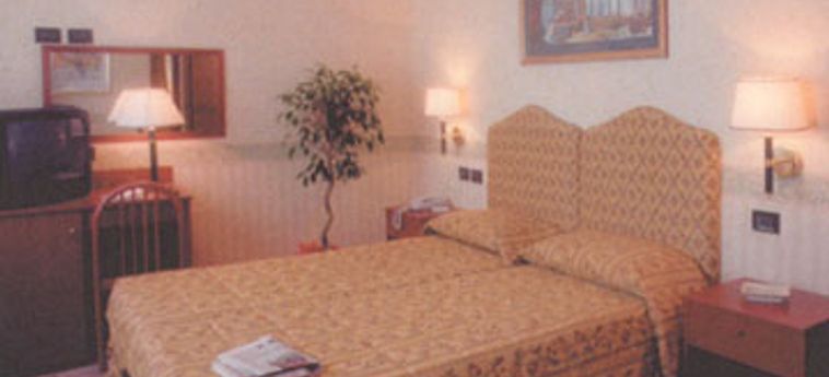 Hotel President:  POMEZIA - ROMA