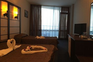 Hotel Sunny Bay:  POMORIE