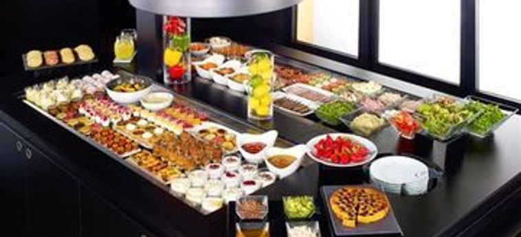 Hotel Campanile Cergy Pontoise Pontoise: Photo 