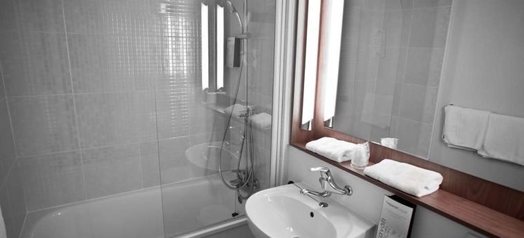 Hotel Campanile Cergy St- Christophe Pontoise: Foto 
