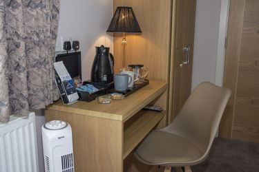 Hotel Rose And Crown Poole: Photo 