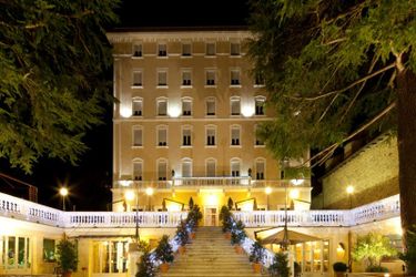 Hotel Helvetia Thermal Spa Porretta Terme:  PORRETTA TERME - BOLOGNA