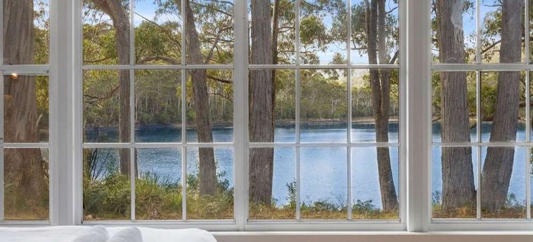 The Fox And Hounds Historic Hotel:  PORT ARTHUR