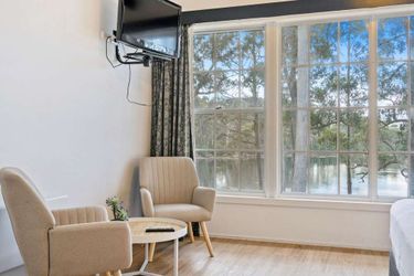 The Fox And Hounds Historic Hotel:  PORT ARTHUR