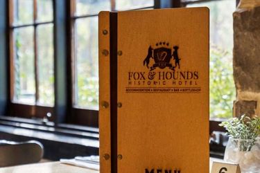 The Fox And Hounds Historic Hotel:  PORT ARTHUR
