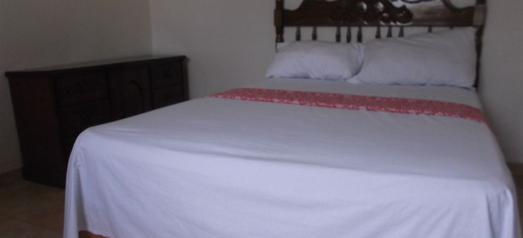 Hotel Anna Inn:  PORT-AU-PRINCE