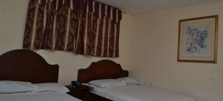 Seven Stars Hotel:  PORT-AU-PRINCE