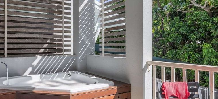 Hotel Mantra Aqueous On Port Port Douglas - Queensland: Photo 