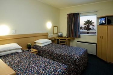 Hotel Road Lodge Port Elizabeth:  PORT ELIZABETH
