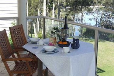 Hotel Anne's Waterfront Haven B&b:  PORT STEPHENS