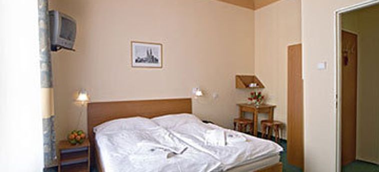 Hotel Sofia:  PRAG