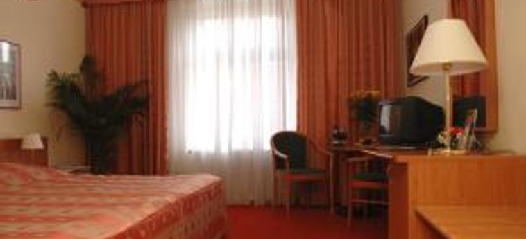 Hotel Aron:  PRAG