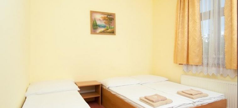 Hotel 51:  PRAGA