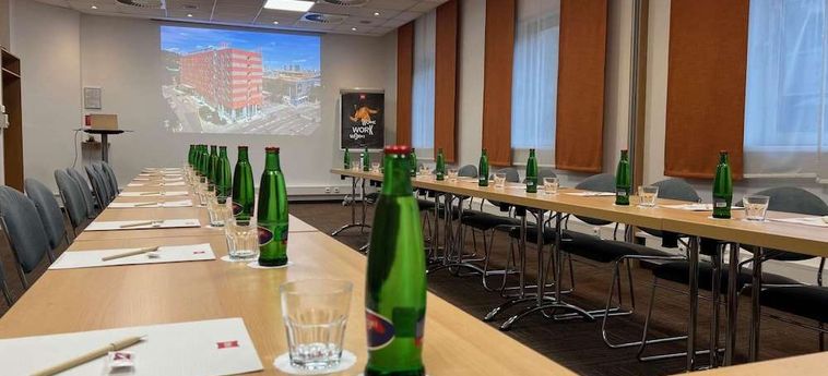 Hotel Ibis Praha Mala Strana Praga: Foto 