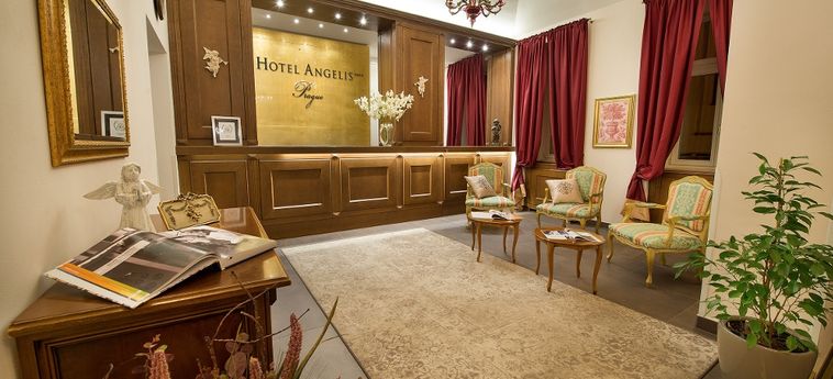 Hotel Angelis:  PRAGA