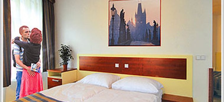 Hotel Gloria:  PRAGA
