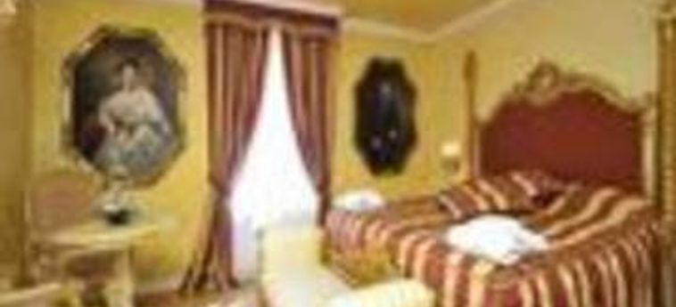 Hotel Alchymist Residence Nosticova:  PRAGA