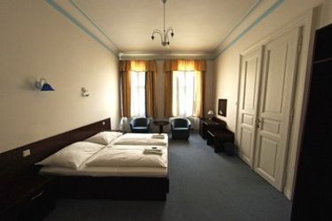 Hotel Penzión Balbín:  PRAGUE