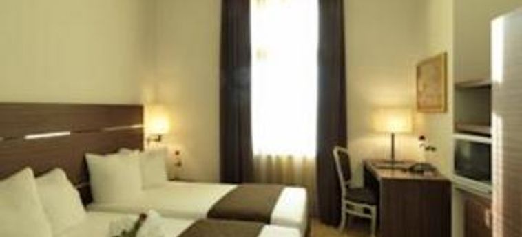 Hotel Assenzio:  PRAGUE
