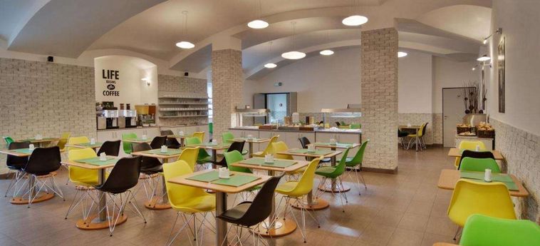 Hotel Adeba:  PRAGUE