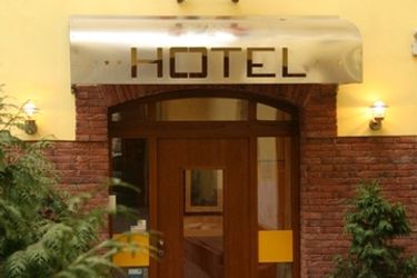 Hotel Adeba:  PRAGUE