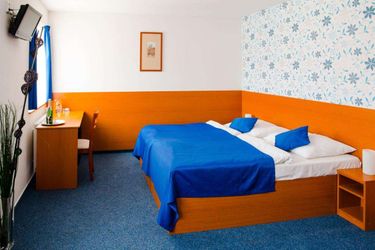 Hotel Adeba:  PRAGUE