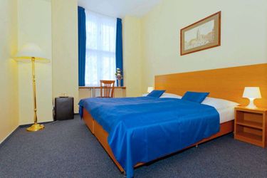 Hotel Adeba:  PRAGUE
