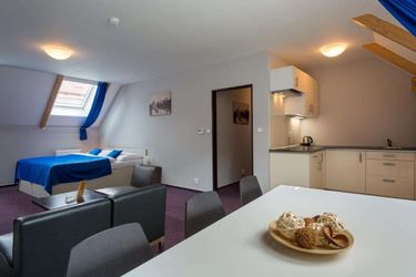 Hotel Adeba:  PRAGUE