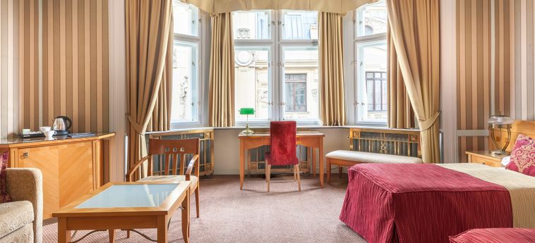 Hotel Paris :  PRAGUE