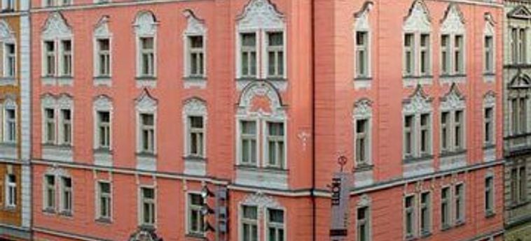 Myo Hotel Caruso:  PRAGUE