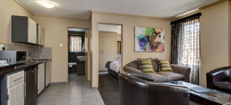 Anew Hotel Hatfield Pretoria:  PRETORIA