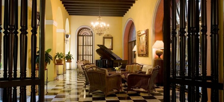 Hotel El Convento:  PUERTO RICO