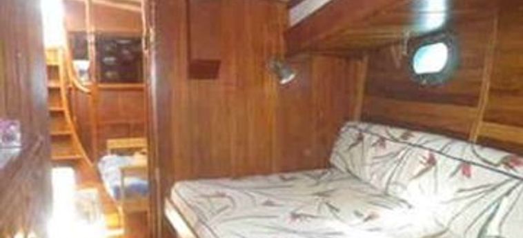 Hotel Culebra Bed & Breakfast On A Boat:  PUERTO RICO