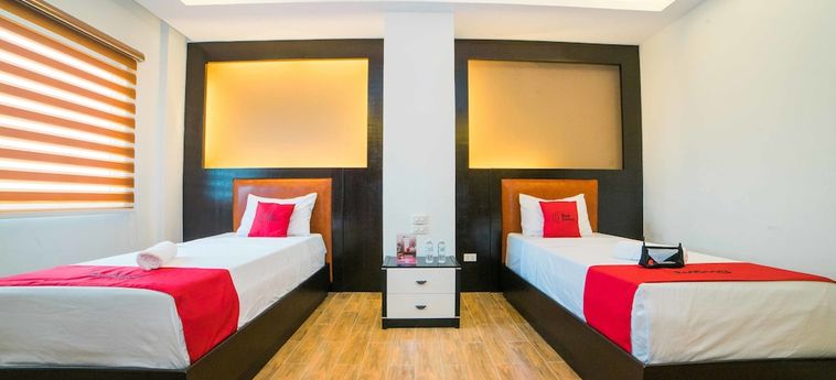 Hotel Reddoorz Premium Near Trinoma Mall:  QUEZON CITY