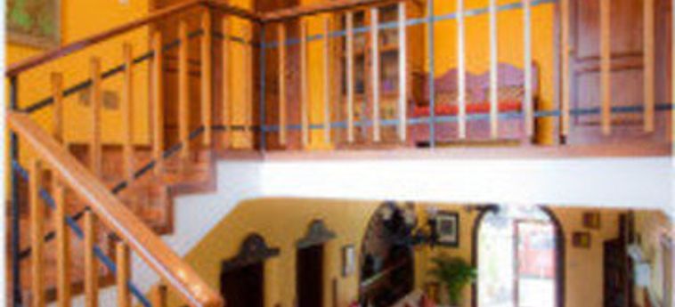 Hotel La Cartuja:  QUITO