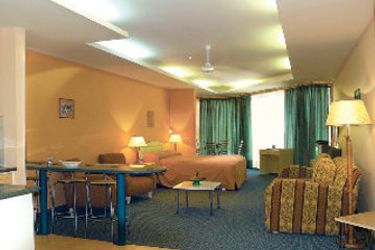 Hotel Melrose Plaza Suites:  QUITO