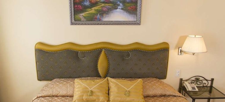 Eugenia Hotel Quito:  QUITO
