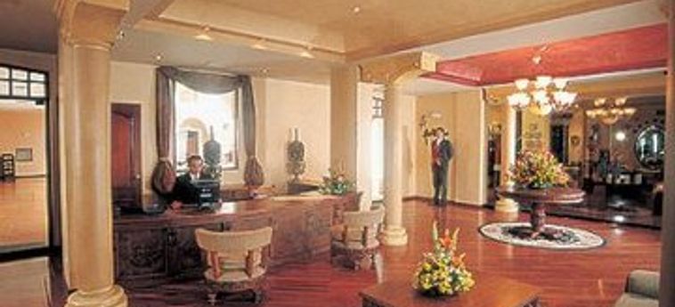 Hotel Patio Andaluz:  QUITO